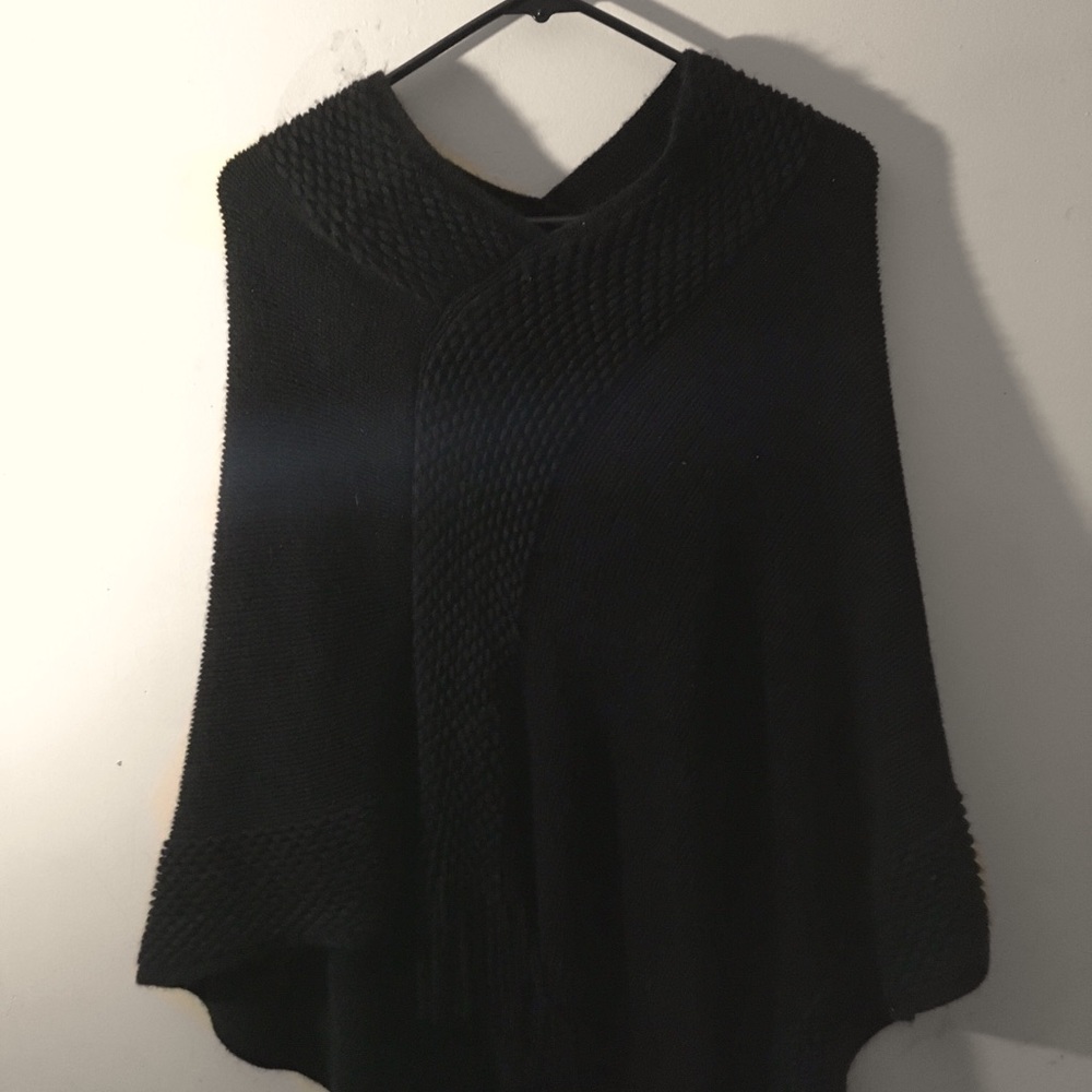 Woman’s poncho